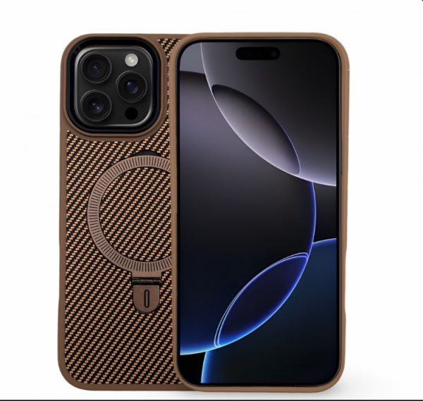 Premium Carbon MagSafe Case  за iPhone 17 Pro - Titanium Златист
